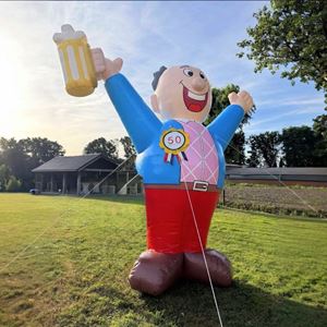 Abraham opblaaspop bier 3.5 meter